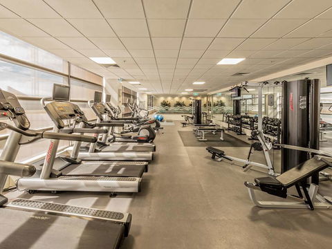 PARKROYAL Melbourne Airport - Surfers Gold Coast 14