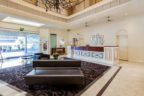 Central Cosmo Apartments - Surfers Gold Coast 1