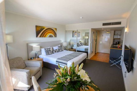Central Cosmo Apartments - Surfers Gold Coast 5