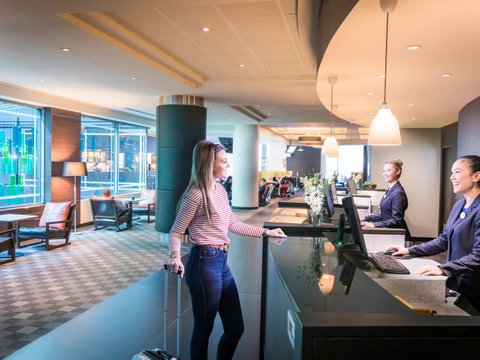 Novotel Melbourne on Collins - Surfers Gold Coast 1