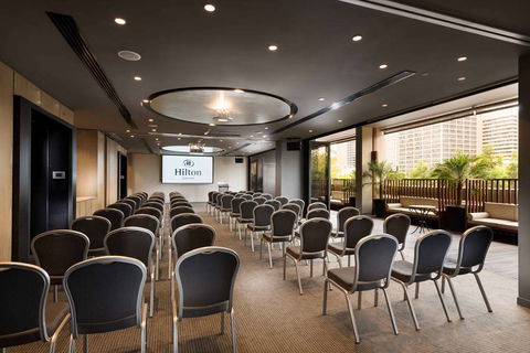Hilton Adelaide - Surfers Gold Coast 9