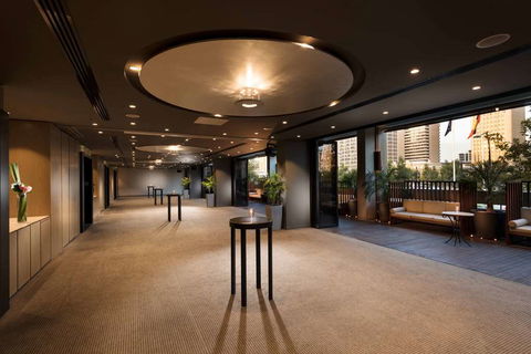 Hilton Adelaide - Surfers Gold Coast 10