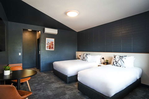 HotelMOTEL - Surfers Gold Coast 7