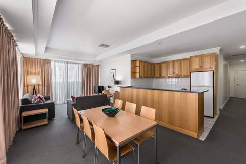Franklin Central Apartments - Surfers Gold Coast 10