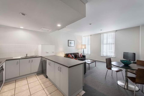 Franklin Central Apartments - Surfers Gold Coast 11