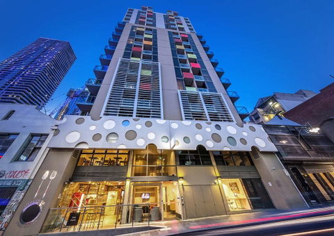 Brady Hotel Central Melbourne - Surfers Gold Coast 0