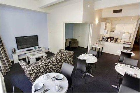 Collins Hotel - Surfers Gold Coast 3