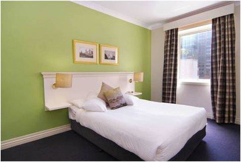 Collins Hotel - Surfers Gold Coast 9