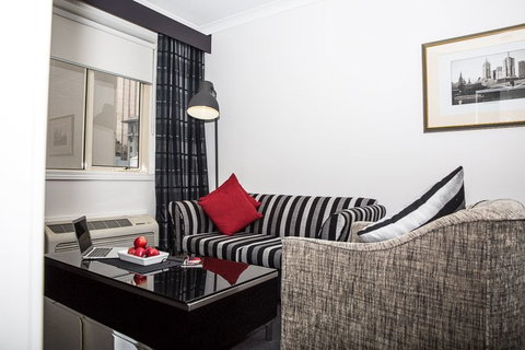 Collins Hotel - Surfers Gold Coast 13