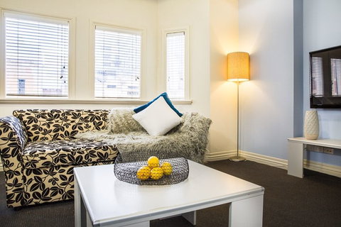 Collins Hotel - Surfers Gold Coast 17