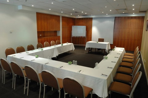 Comfort Hotel Melbourne Central - Surfers Gold Coast 2