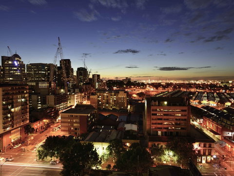 Mercure Melbourne Therry St - Surfers Gold Coast 0