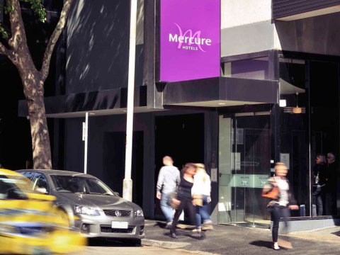 Mercure Melbourne Therry St - Surfers Gold Coast 1