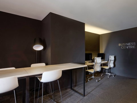 Mercure Melbourne Therry St - Surfers Gold Coast 13