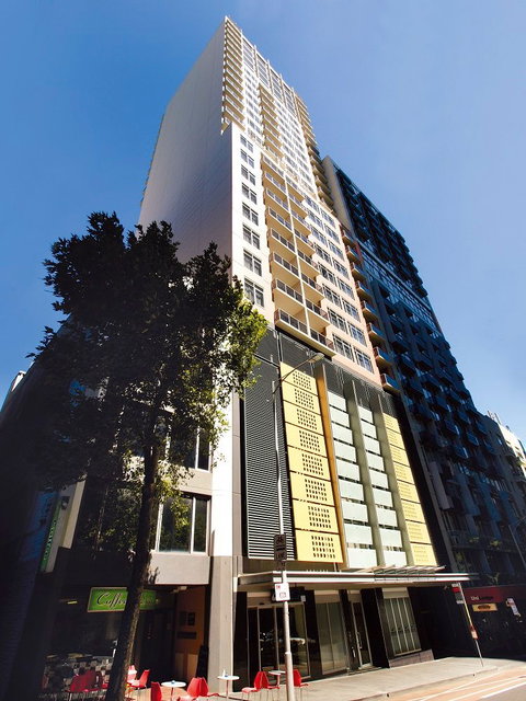 Oaks On Lonsdale - Surfers Gold Coast 0