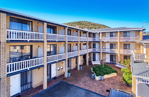 Albany Motel & Apartments - Surfers Gold Coast 2