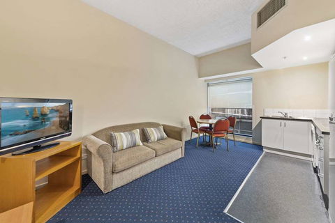 YEHS Hotel Melbourne CBD - Surfers Gold Coast 12