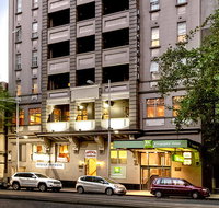 Ibis Styles Kingsgate Hotel - Surfers Gold Coast