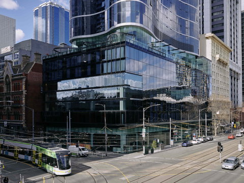 Moevenpick Hotel Melbourne On Spencer - Surfers Gold Coast 1