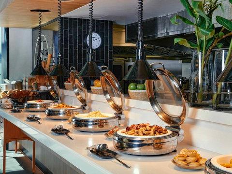 Moevenpick Hotel Melbourne On Spencer - Surfers Gold Coast 3