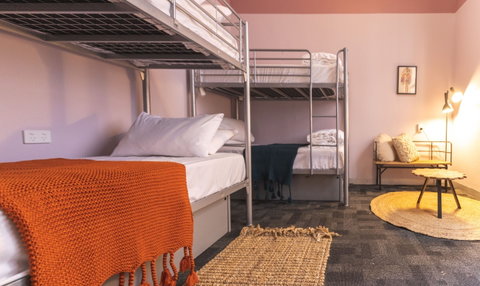 United Backpackers - Surfers Gold Coast 4