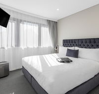 Meriton Suites Kent Street - Surfers Gold Coast