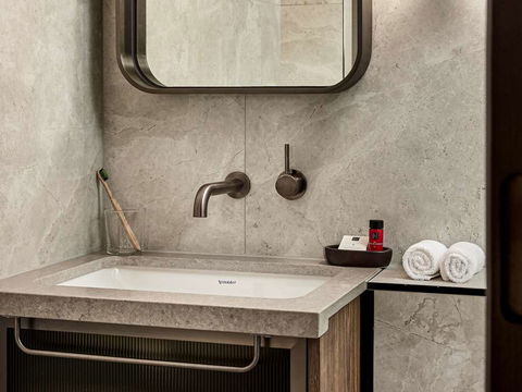 Aiden by Best Western - Surfers Gold Coast 16