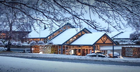 Rydges Horizons Snowy Mountains - Surfers Gold Coast 0