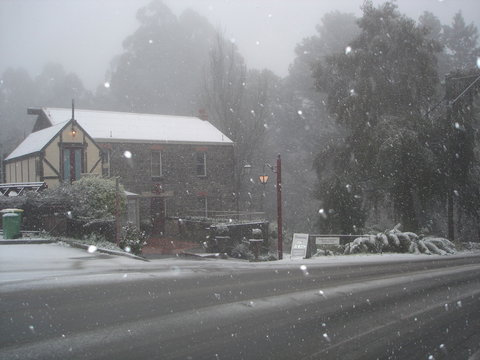 Adeline Bed & Breakfast - Surfers Gold Coast 1