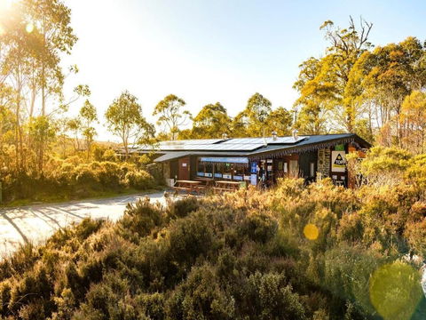Discovery Parks Cradle Mountain - Surfers Gold Coast 1