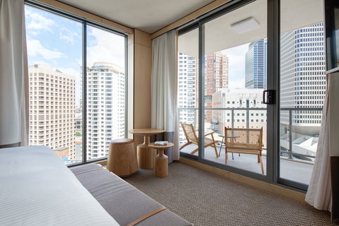 Zara Tower Serviced Apartments - Surfers Gold Coast 1