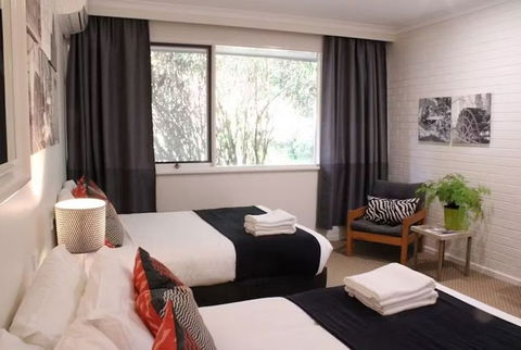 Prom Country Lodge - Surfers Gold Coast 1
