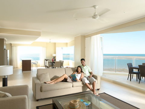 Oaks Resort & Spa Hervey Bay - Surfers Gold Coast 2