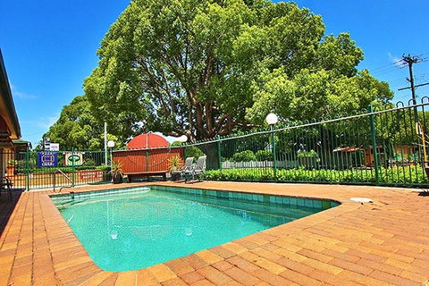 Garden City Motor Inn - Surfers Gold Coast 1