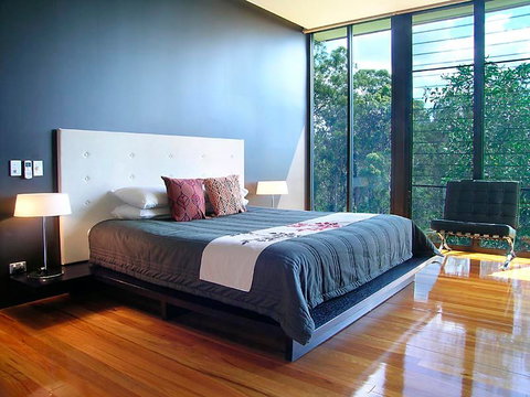 Glass On Glasshouse - Surfers Gold Coast 1