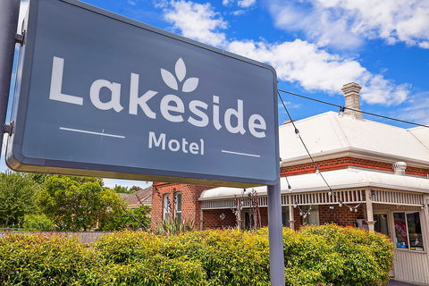 Hamilton Lakeside Motel - Surfers Gold Coast 2