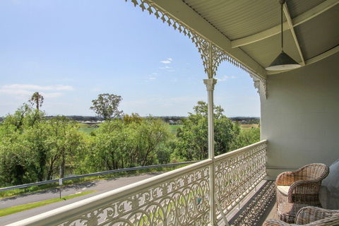 The Riversleigh - Surfers Gold Coast 14