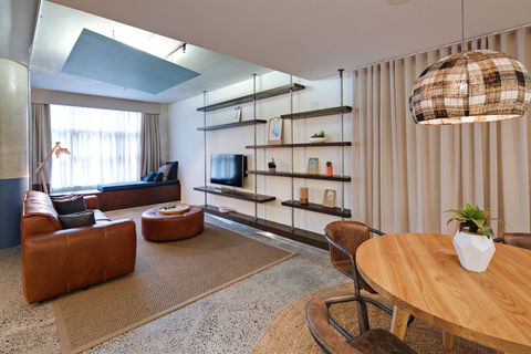 Zara Tower Serviced Apartments - Surfers Gold Coast 7