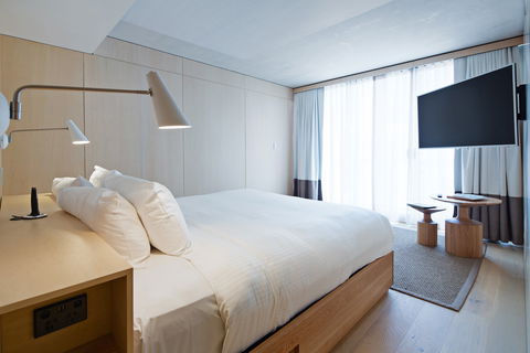 Zara Tower Serviced Apartments - Surfers Gold Coast 16