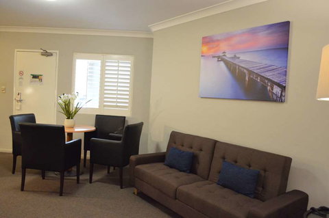 Ramada Hotel & Suites Sydney Cabramatta - Surfers Gold Coast 5