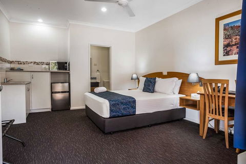 Karratha Central Apartments - Surfers Gold Coast 9