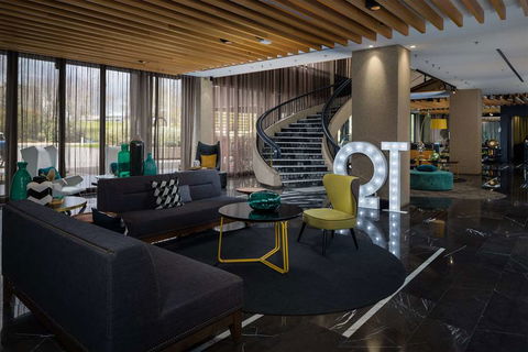 QT Canberra - Surfers Gold Coast 2