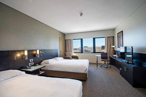Hilton Darwin - Surfers Gold Coast 4