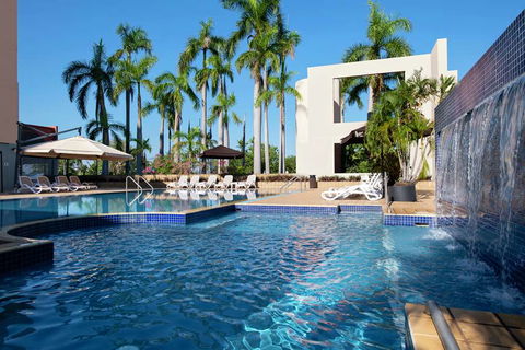 DoubleTree By Hilton Esplanade Darwin - Surfers Gold Coast 7