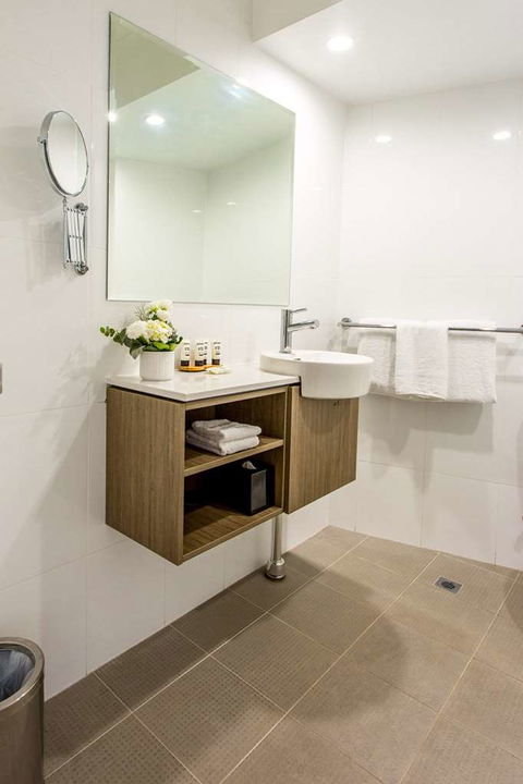Pacific Hotel Brisbane - Surfers Gold Coast 1
