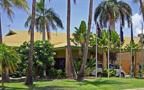 Karratha International Hotel - Surfers Gold Coast 0
