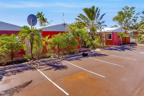 Econo Lodge Karratha - Surfers Gold Coast 1