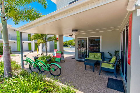 Mackay Oceanside Central Hotel - Surfers Gold Coast 1