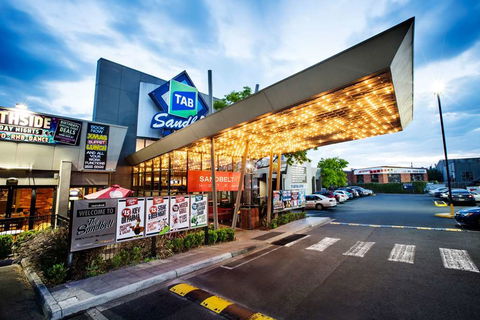 Sandbelt Club Hotel - Surfers Gold Coast 0