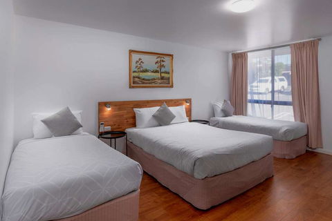 Econo Lodge Lilydale - Surfers Gold Coast 0